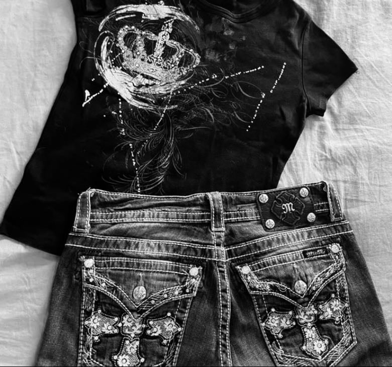fashion needs - Products hypelist by Aikaterina