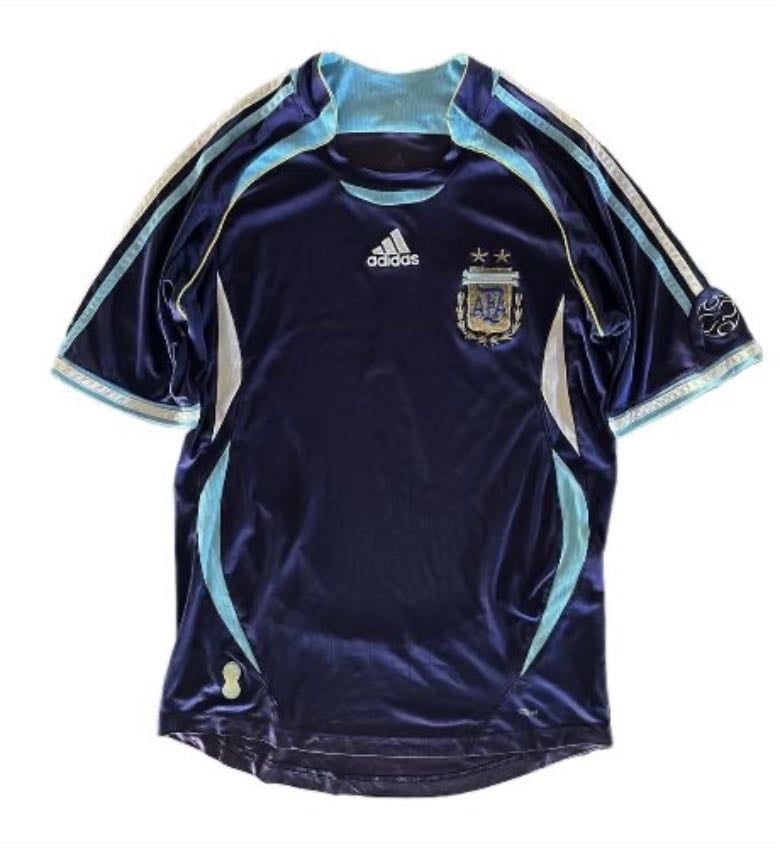 vintage jersey - Vintage adidas football jersey navy & light blue