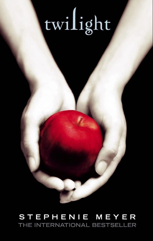 Twilight (The Twilight Saga) - Stephenie Meyer · 2005