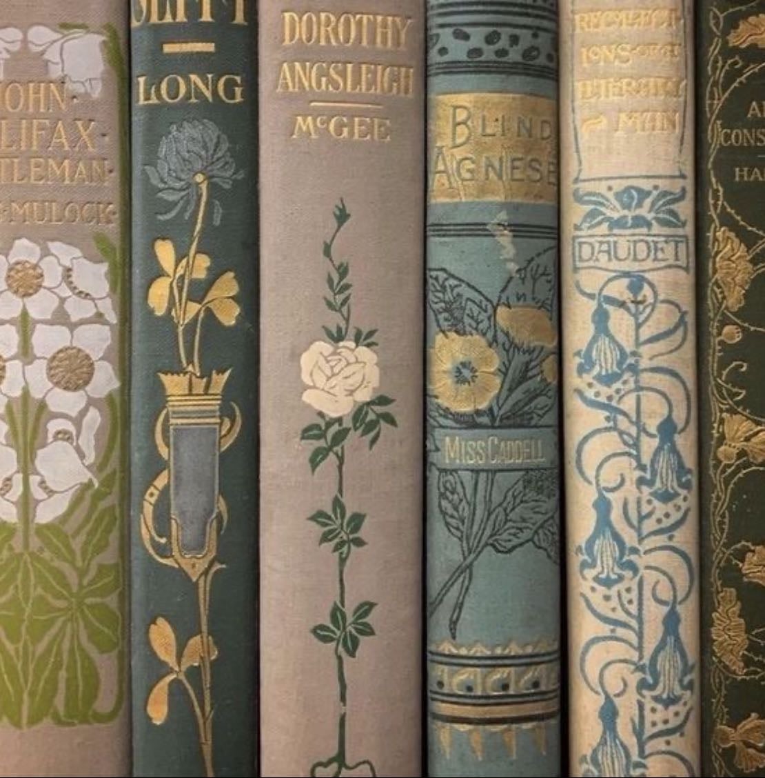 reading addict - Books hypelist by carmenn
