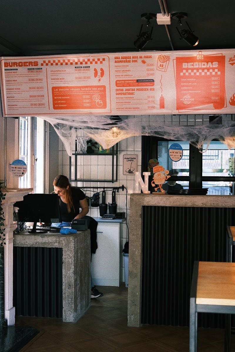 Nice to Meat Burger