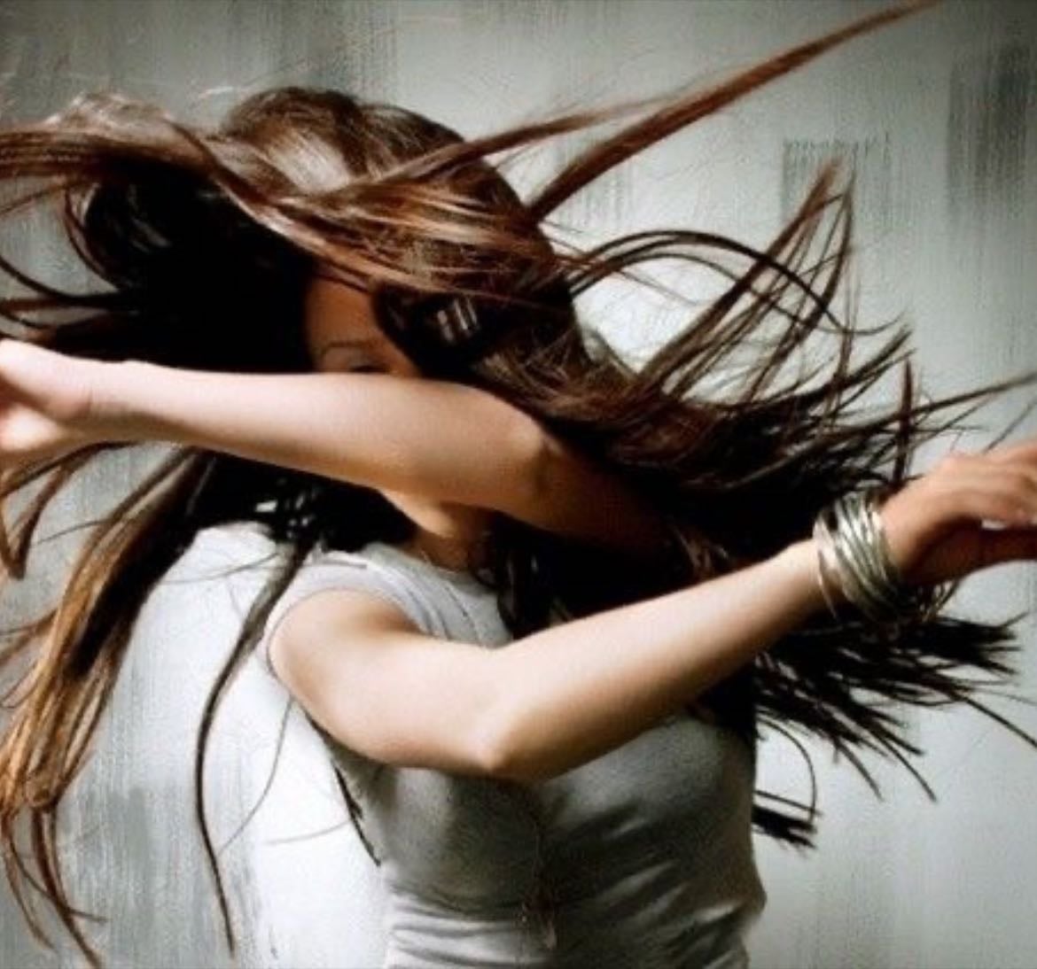 Canciones y bandas fav - Music hypelist by Shau馃挬