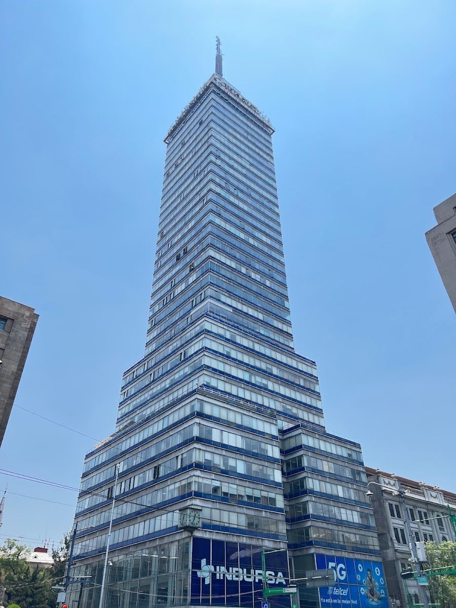 Torre Latinoamericana - Un buen lugar para ir a pensar cosas🌆