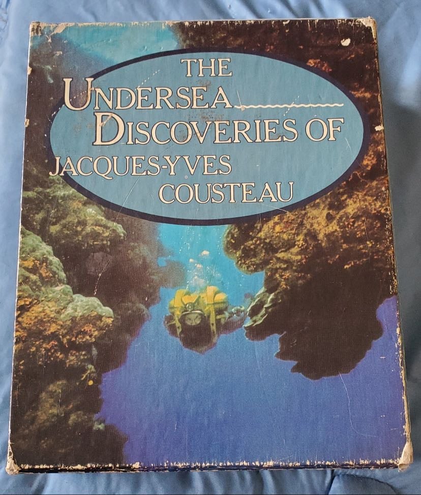 The undersea discoveries of Jacques-Yves Cousteau - By Jacques-Yves Cousteau