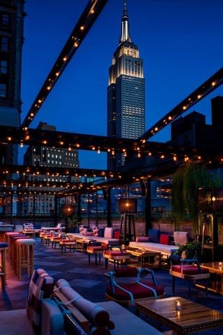 Moxy NYC Times Square - (the hotel i stayed in)
