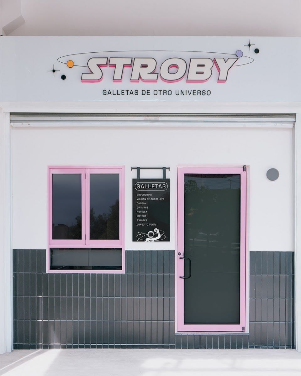 Stroby Cookies