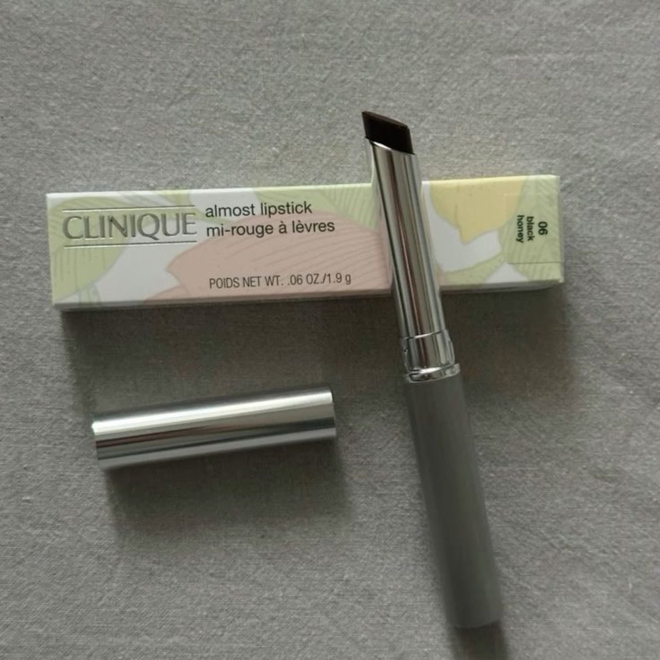 CLINIC Lipstick - Black honey