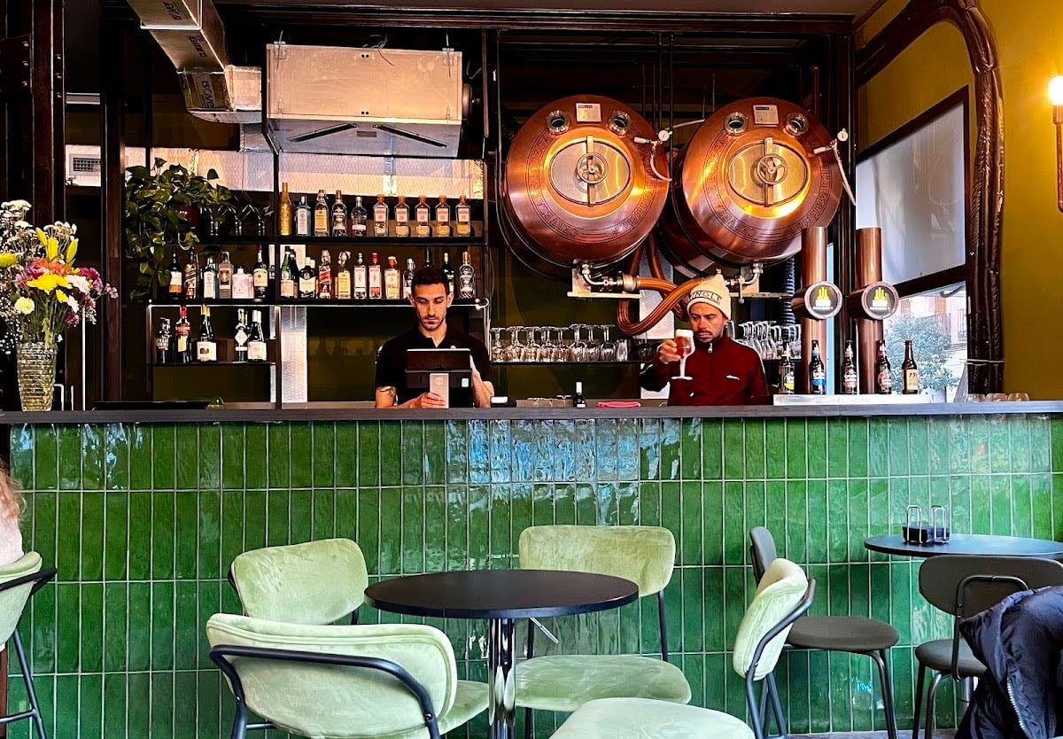 NUNA Bar