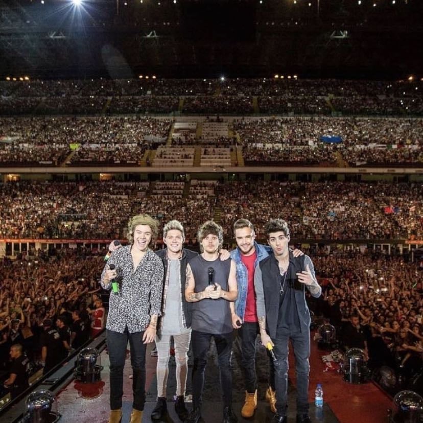 One Direction - I love this performance so much. It’s my all time fav from them.