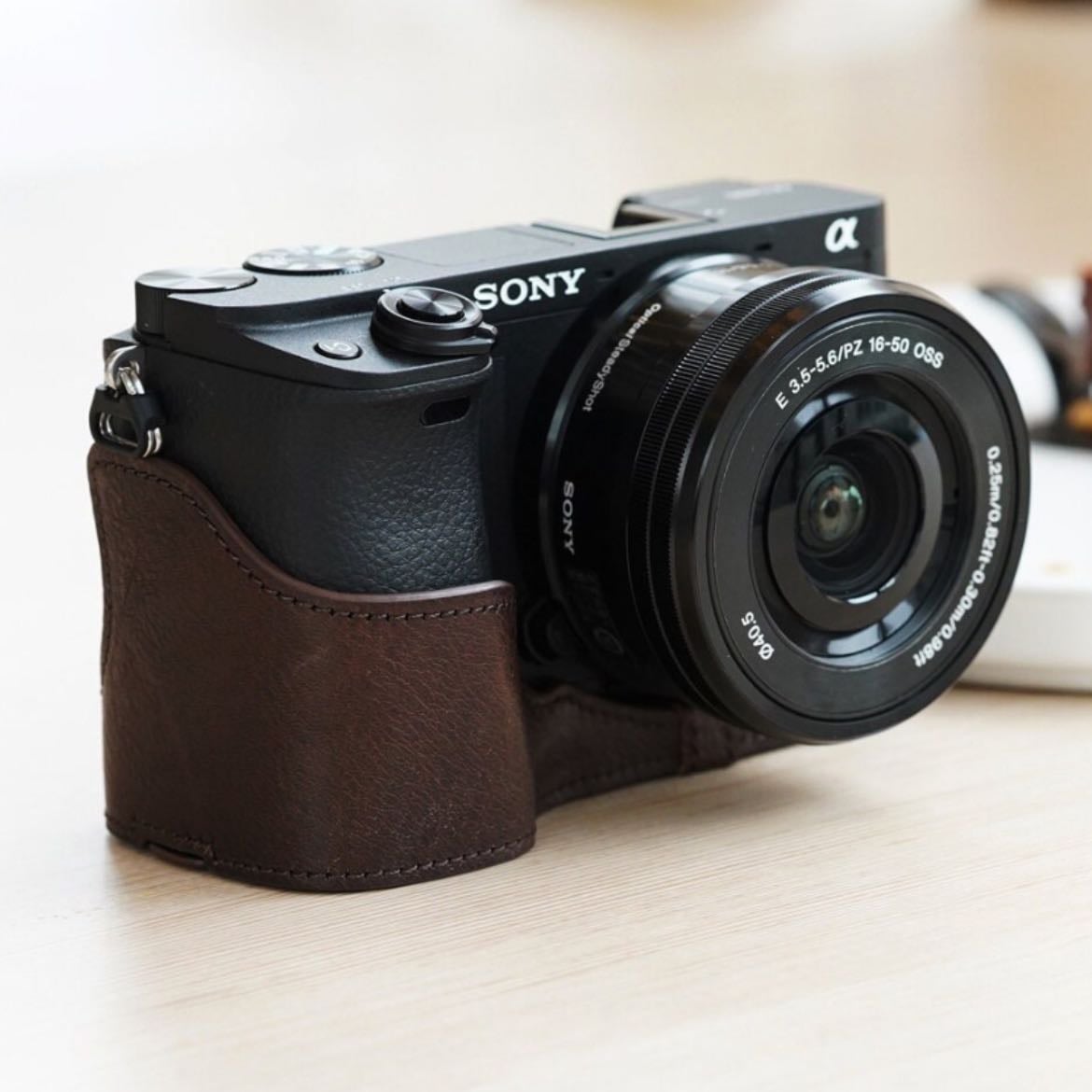 Media funda para Sony A6400 - $1,100 MXN