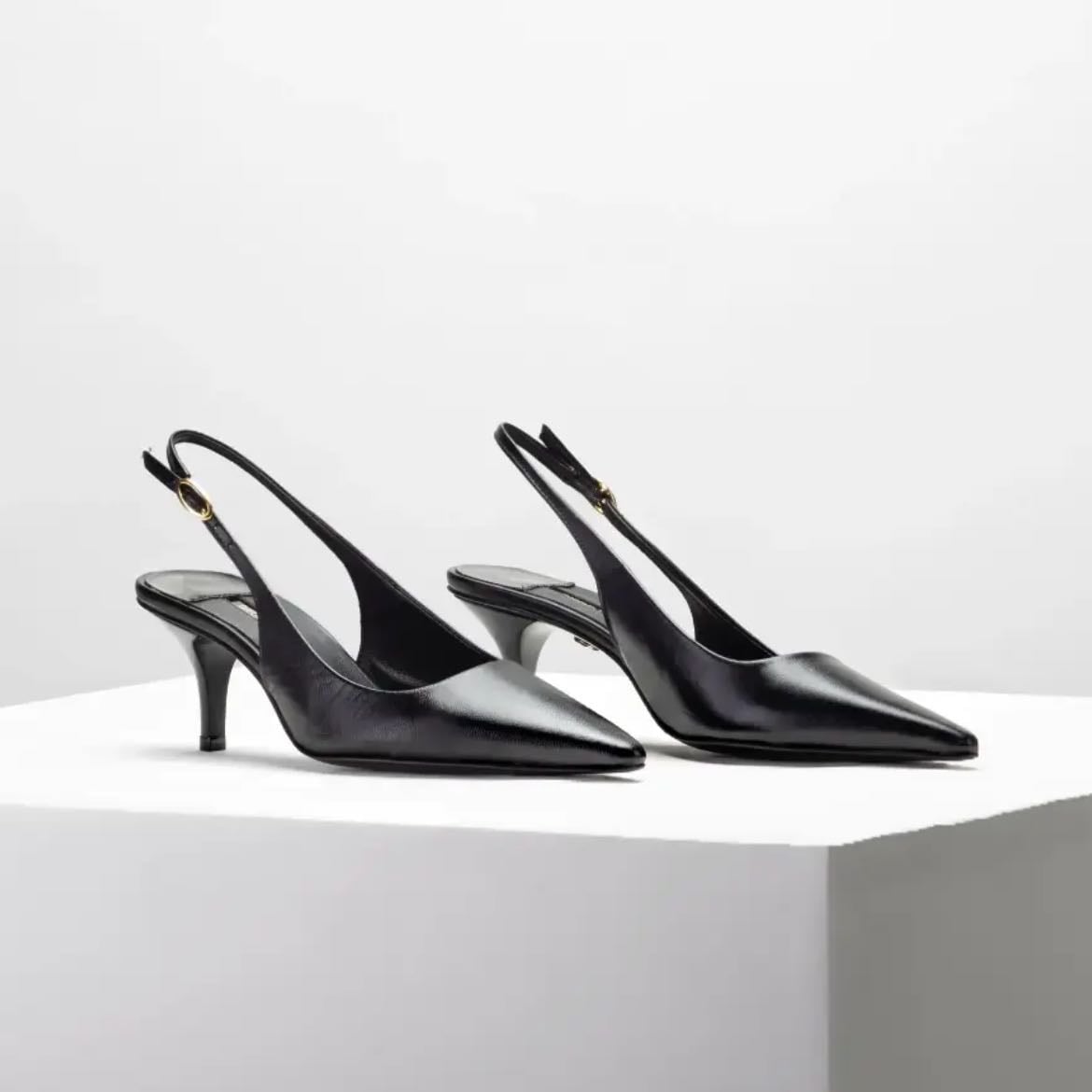 Eliza 1280 piel negra - $1,799 MX