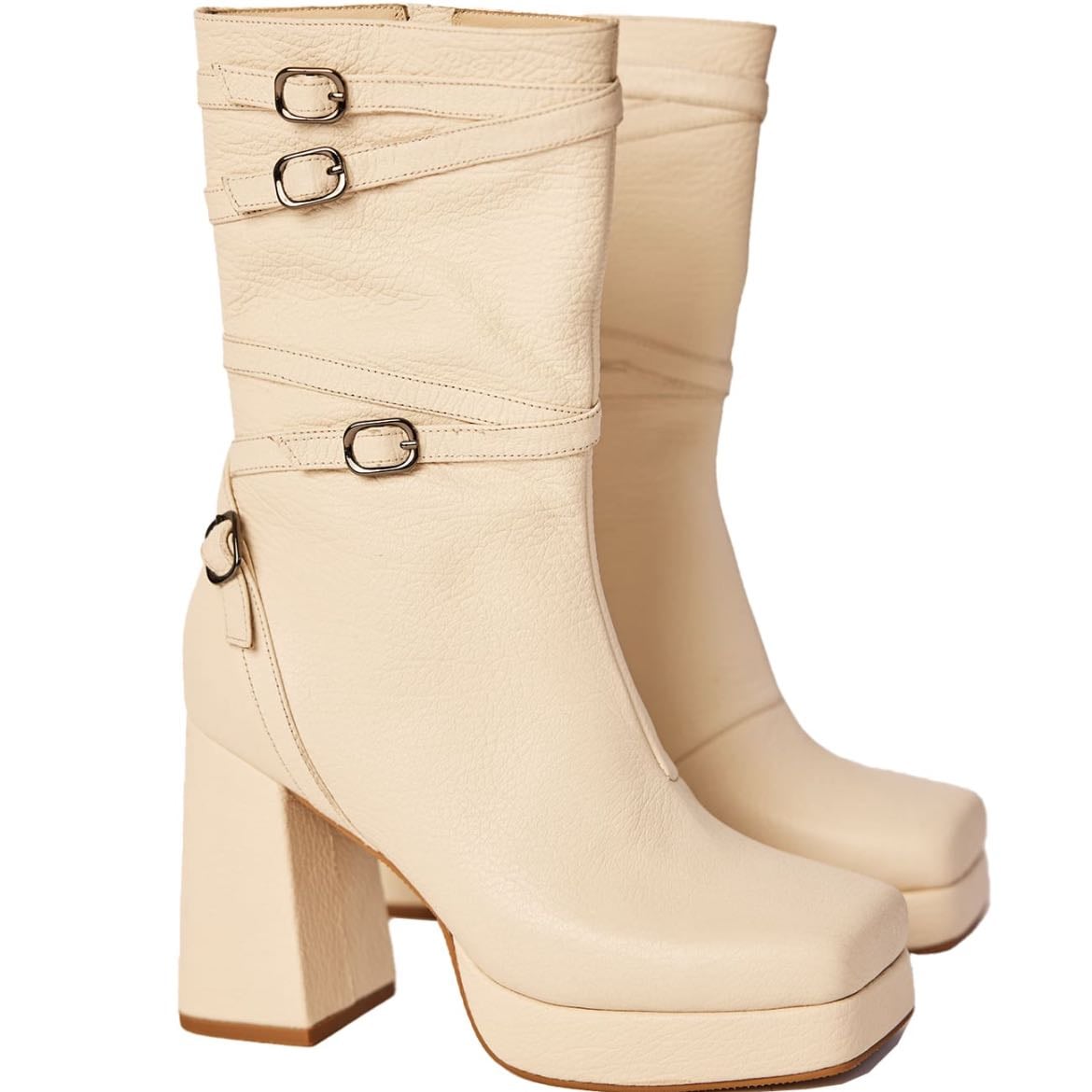 BOTAS QULLQI CREMA - $350 PEN