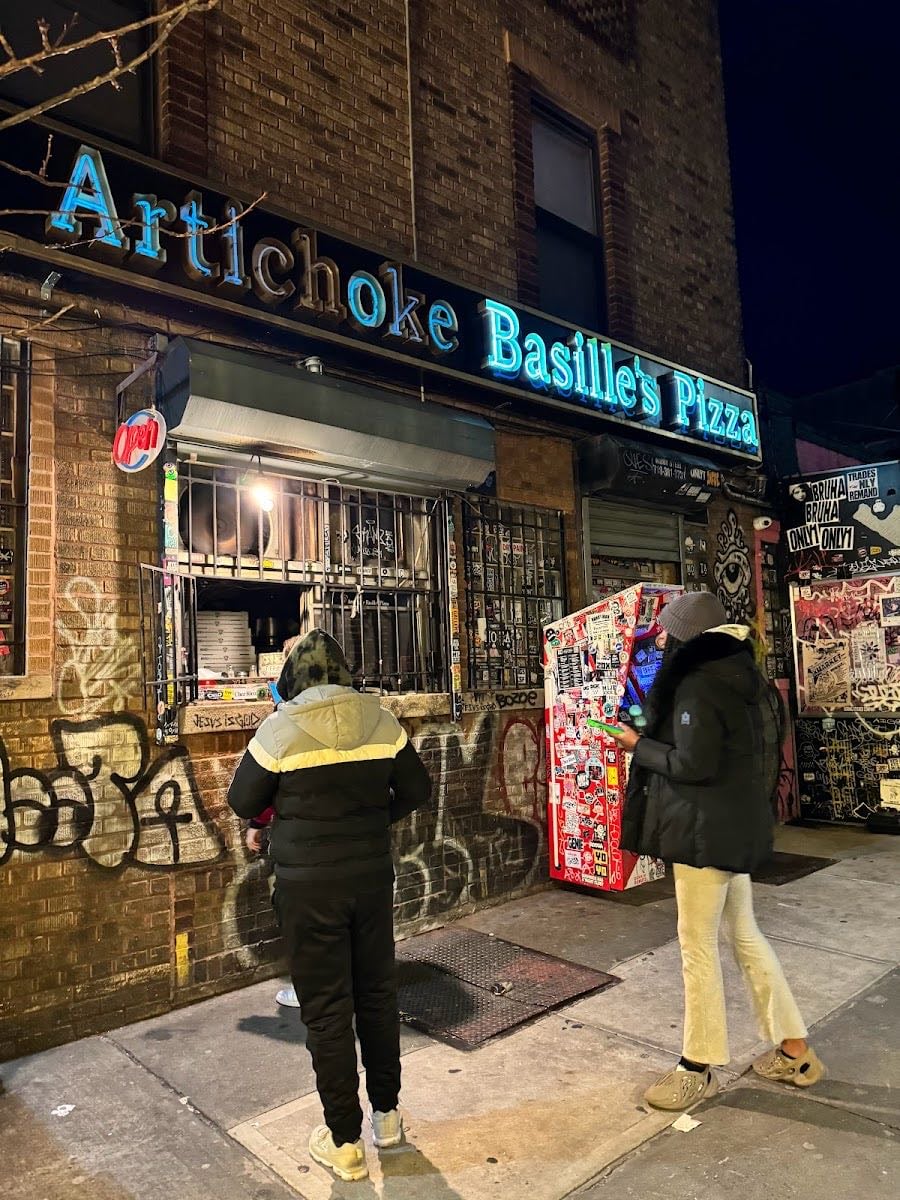 Artichoke Basille's Pizza