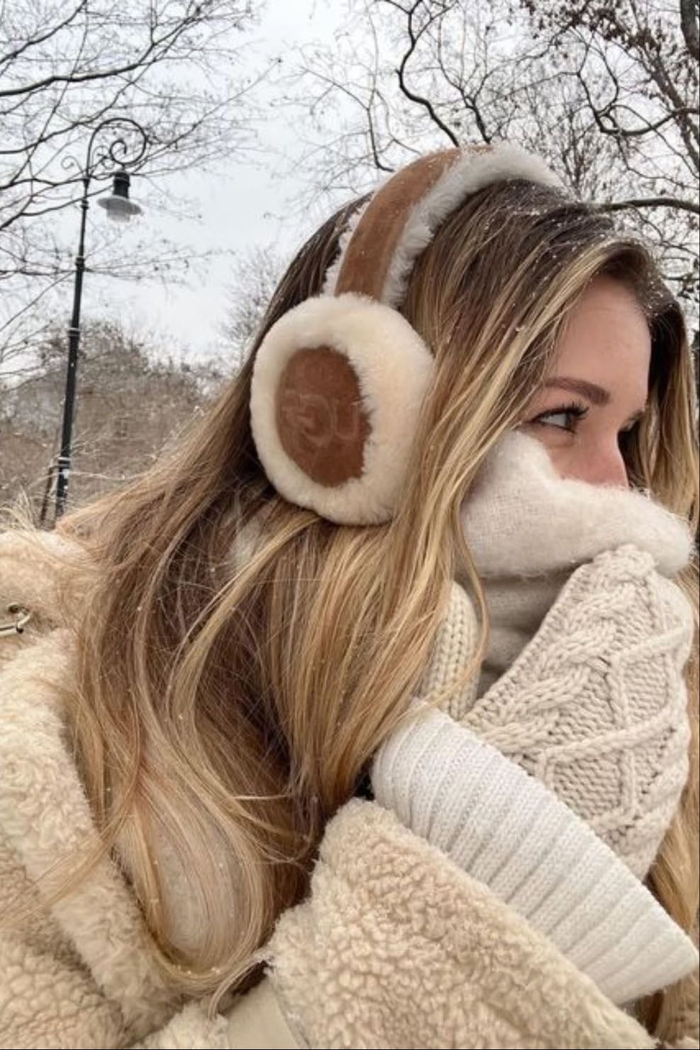 Ear muffs and mittens