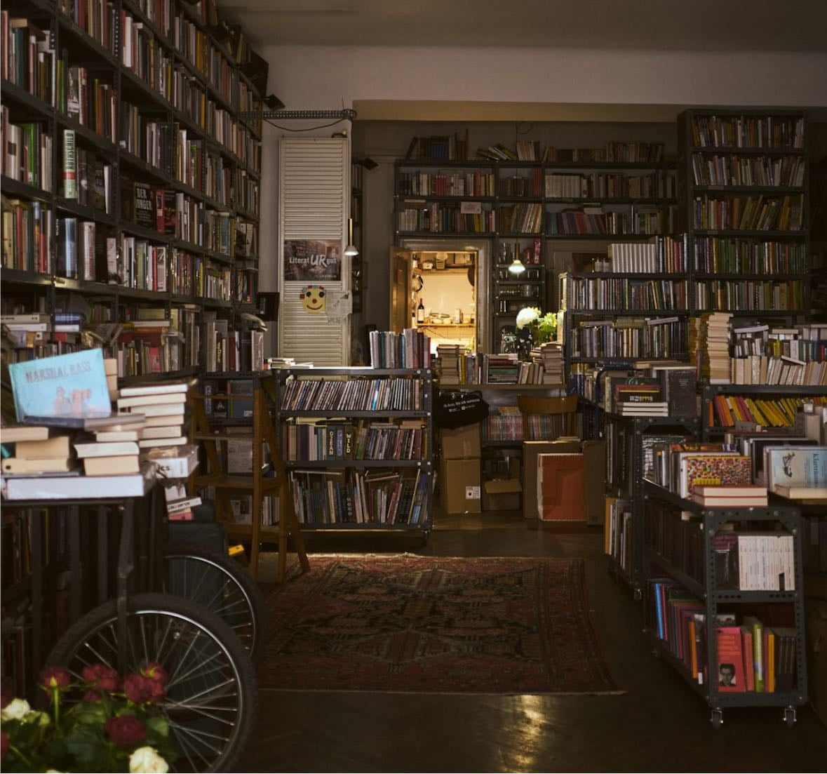 Librerias en stgo 馃摎 - Places hypelist by Mikaella Poggini Fernandez