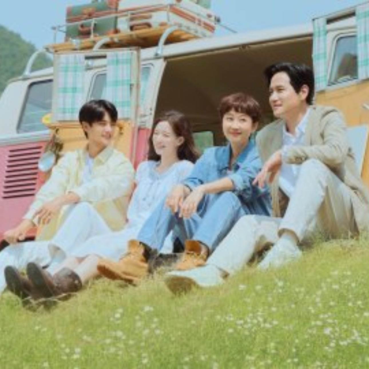 Amor, toma dos / Love, take two - 12 episodios • VIKI • 2025