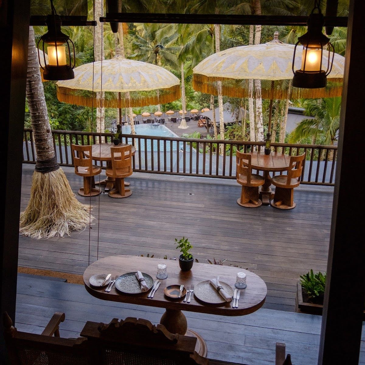 Capella Ubud, Bali - Amazing jungle resort and for drinks and dinner