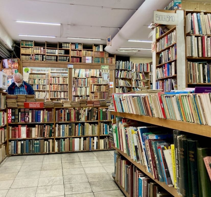 Librairies - Places hypelist by Vanessa Bnz