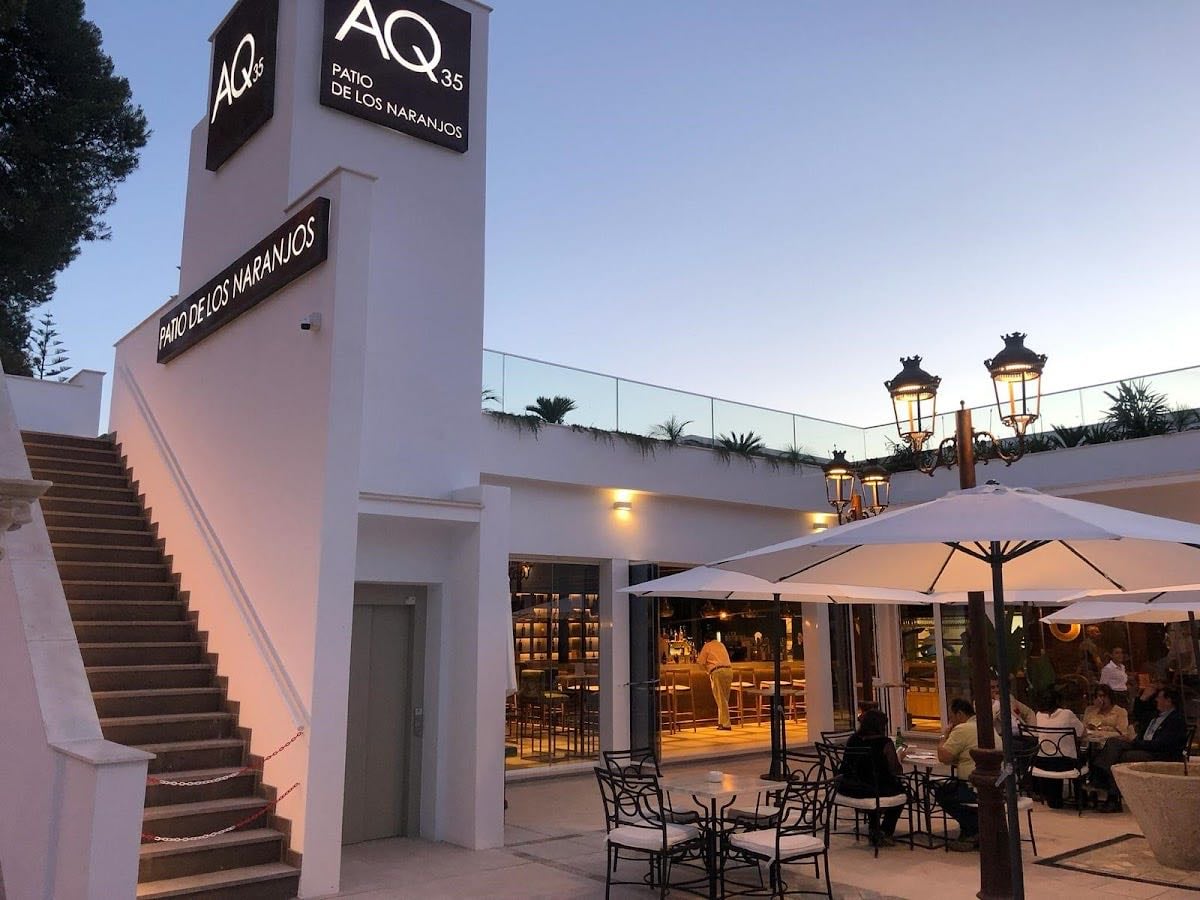 Restaurante AQ35 • Patio de los Naranjos