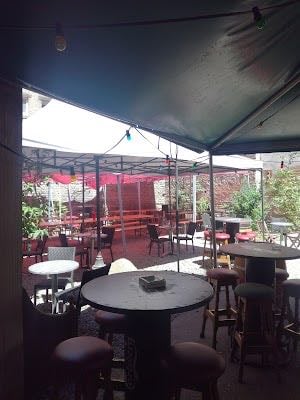 La Belle - Drinks&games (very cheap!)