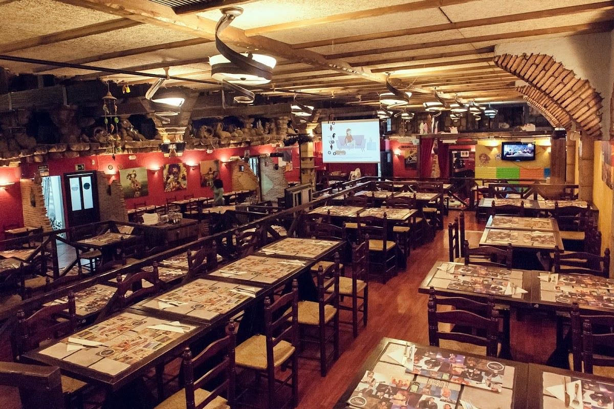 Buffet Latino La Suegra - Colombiano