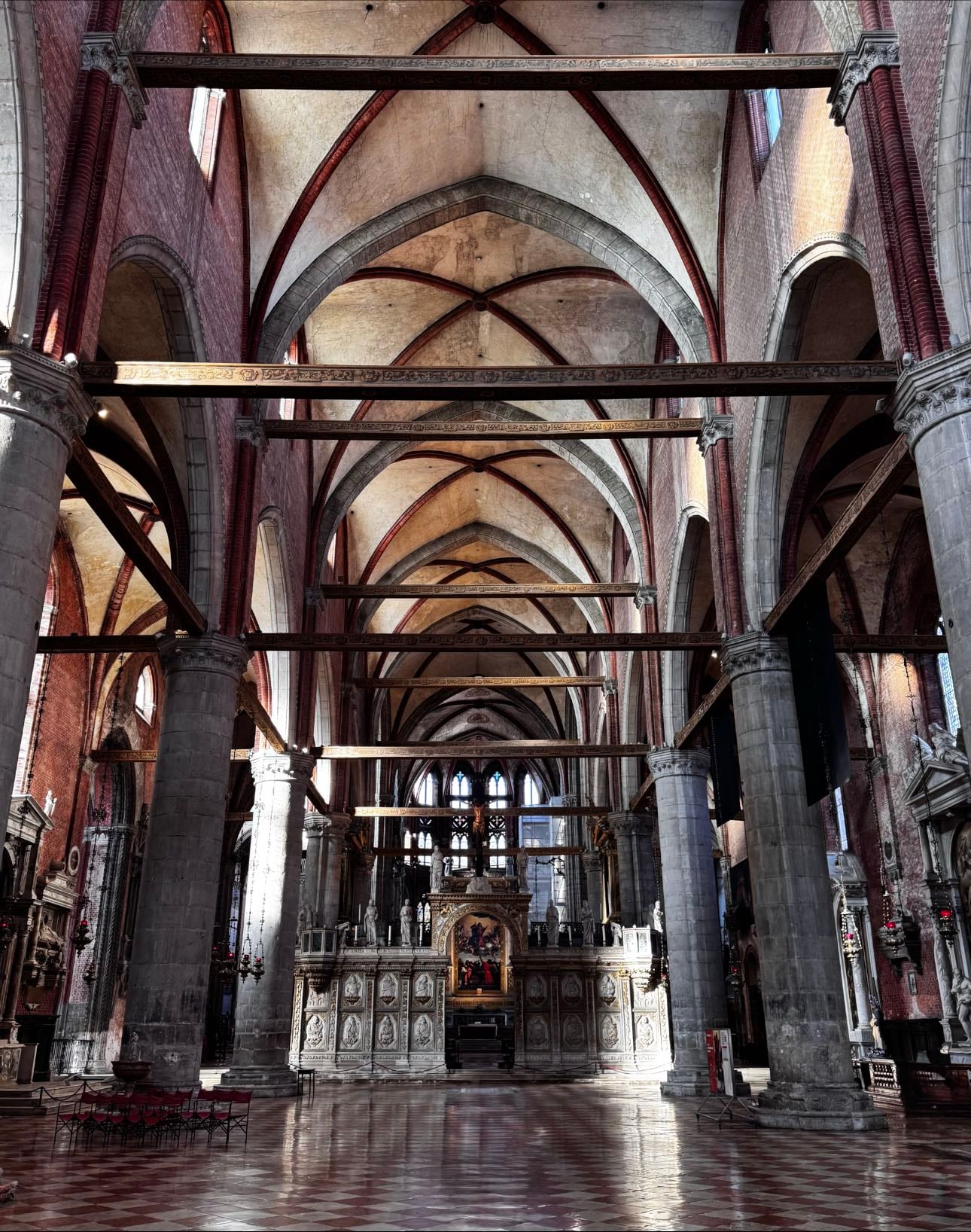 Basilica di Santa Maria Gloriosa dei Frari - Church