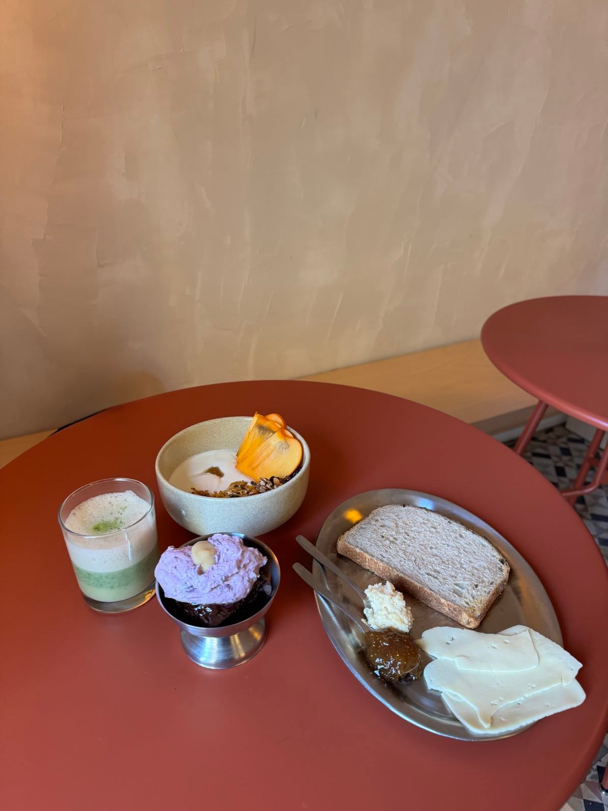 Ema @ São Bento - Ordered the sourdough bread with miso butter and fig jam + yogurt bowl with granola, blueberry jam and cardamom honey + chocolate noisette brownie with blueberry cream and miso brigadeiro