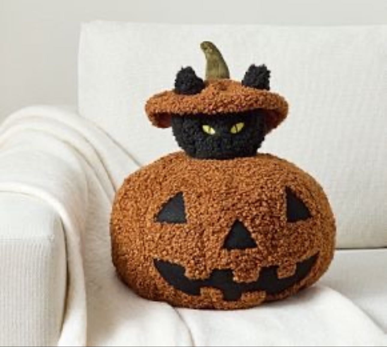 Cat-Pumpkin Pillow