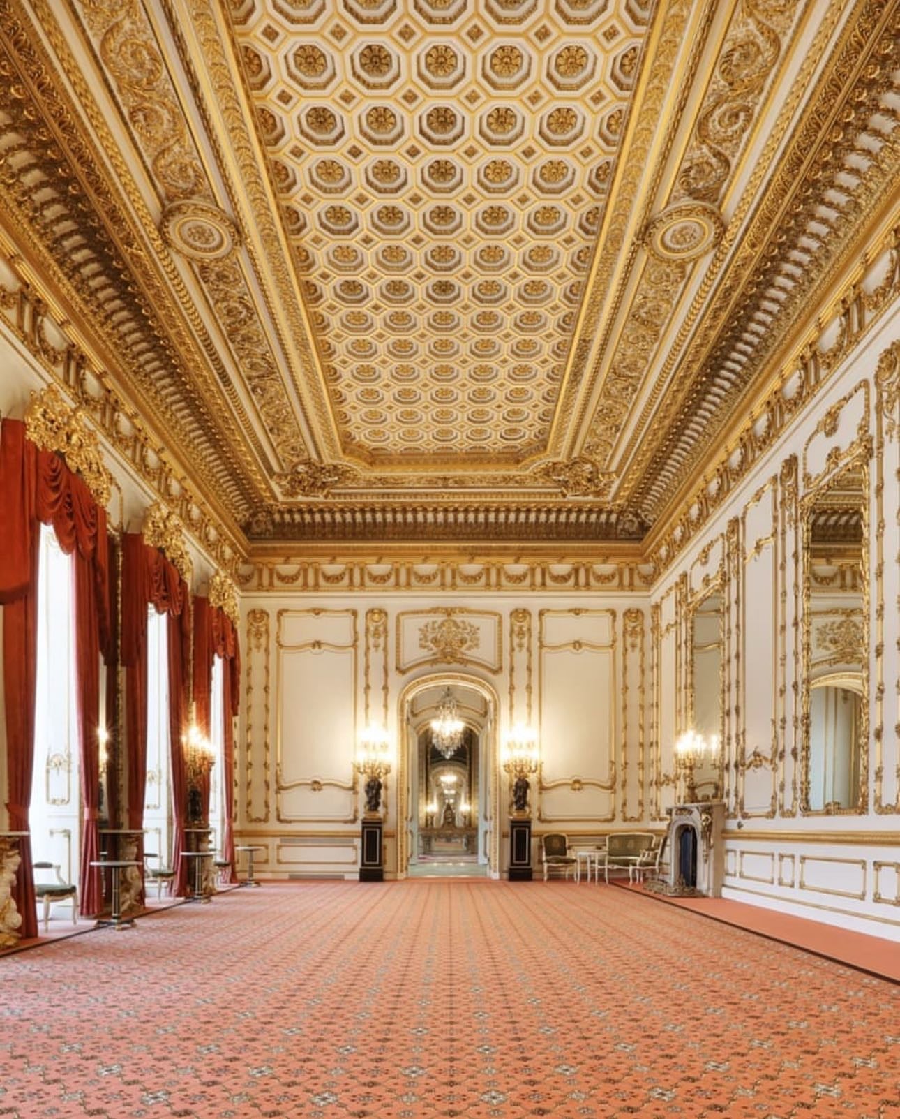 Lancaster House - Manor House