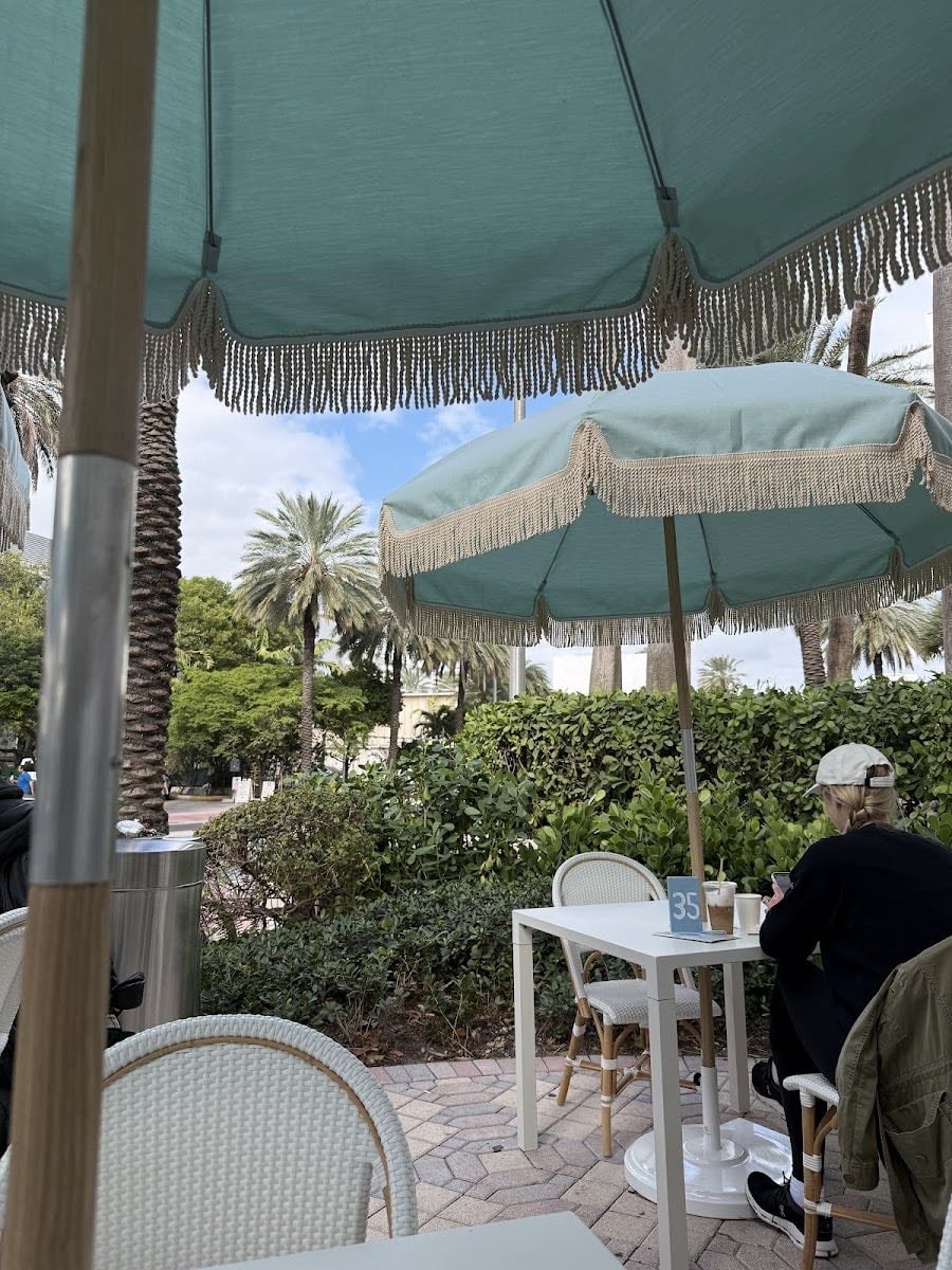 Pura Vida Miami