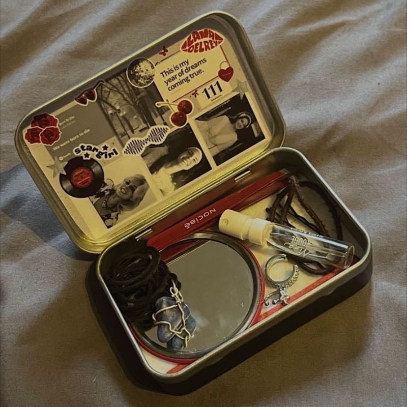 altoid wallets