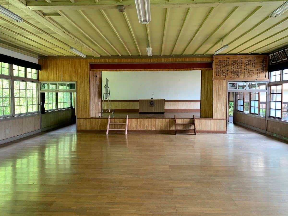 旧上岡小学校