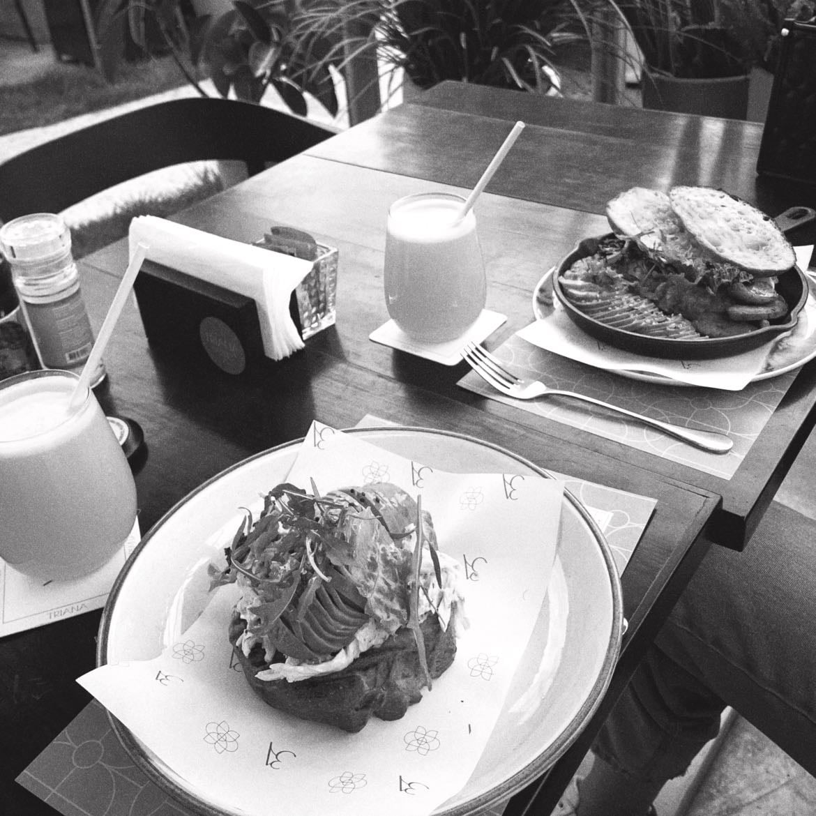 Triana Pastelería & Café