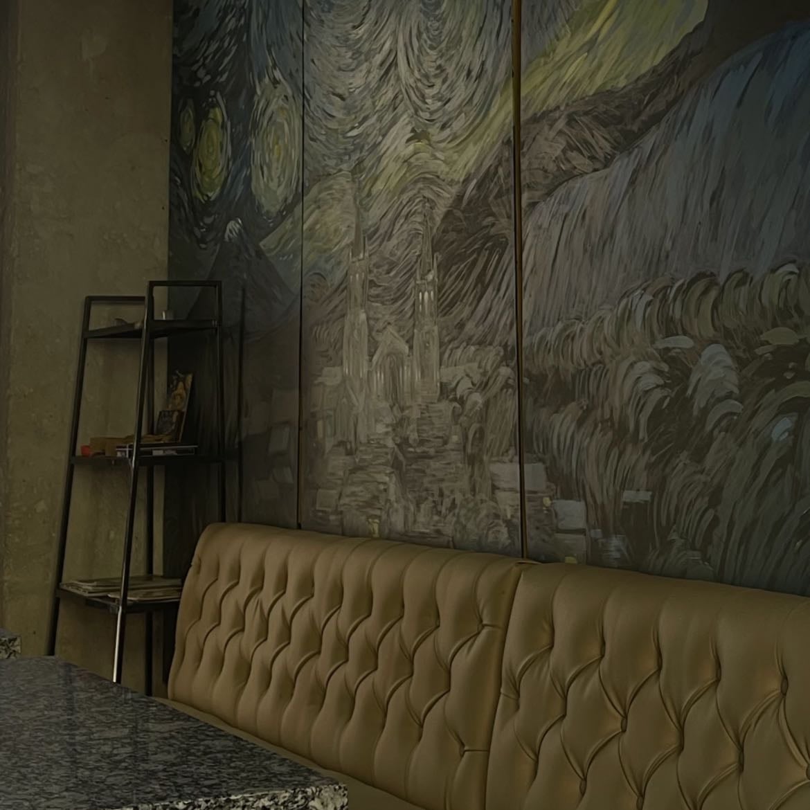 Van Gogh Cafe