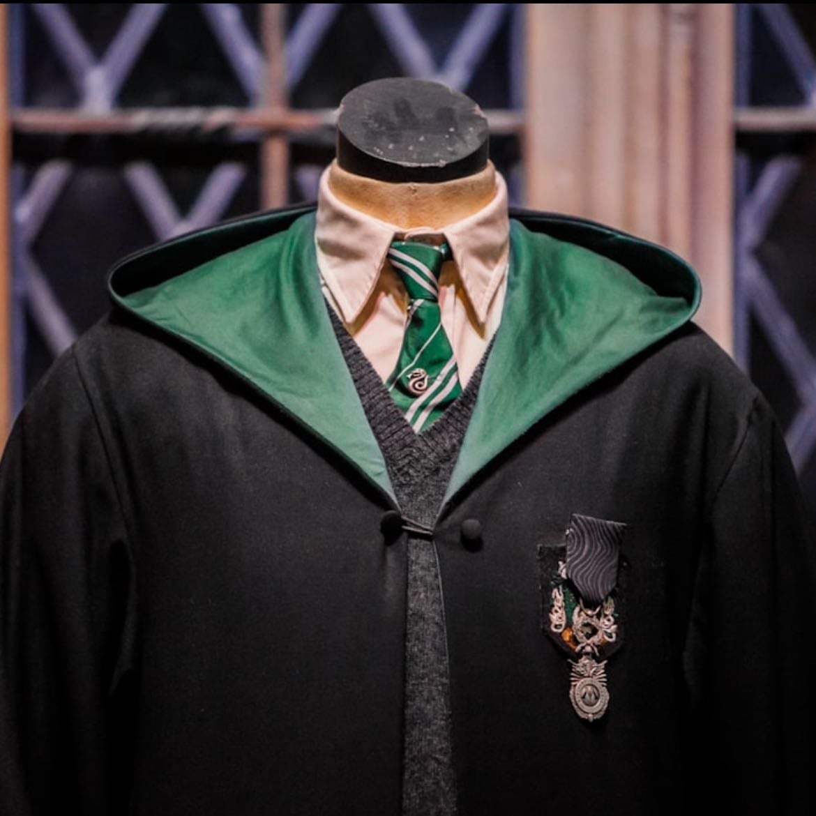 Warner Bros. Studio Tour Hollywood - Studio Tour (The great hall, Dumbledore’s desk, or Props used in the movies)