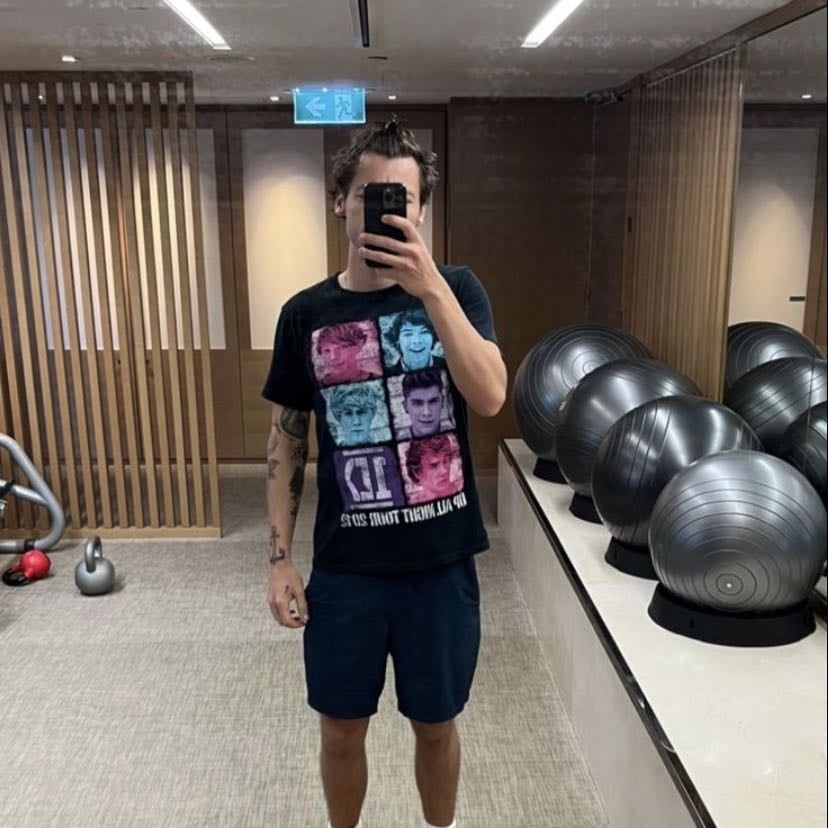 1D gym harry - one direction FOREVER!!!