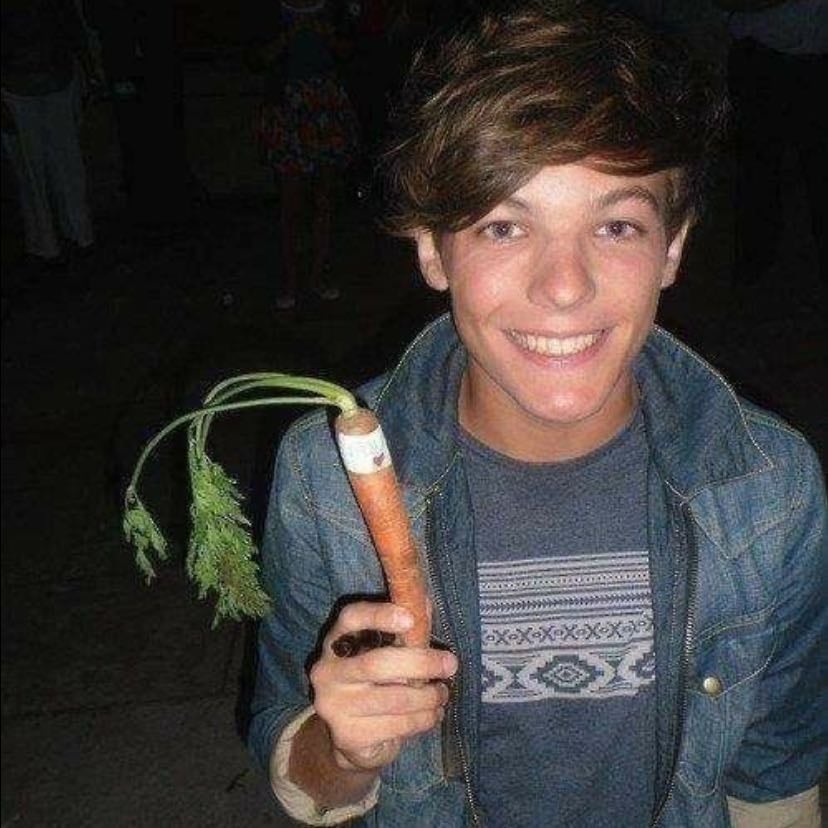 carrot lou - I like girls who eat carrots!!