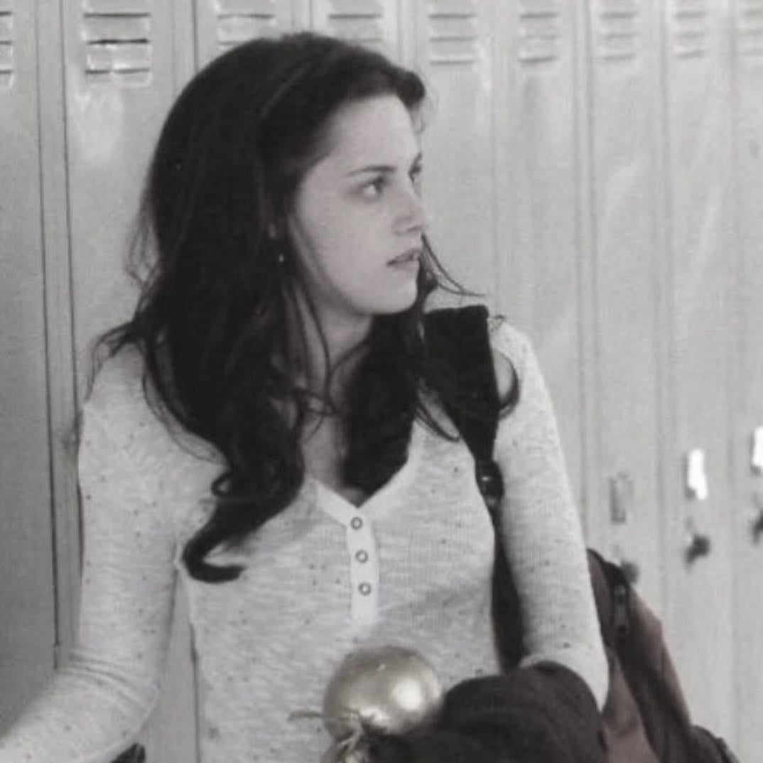 Twilight π - Stephenie Meyer Β· 2022