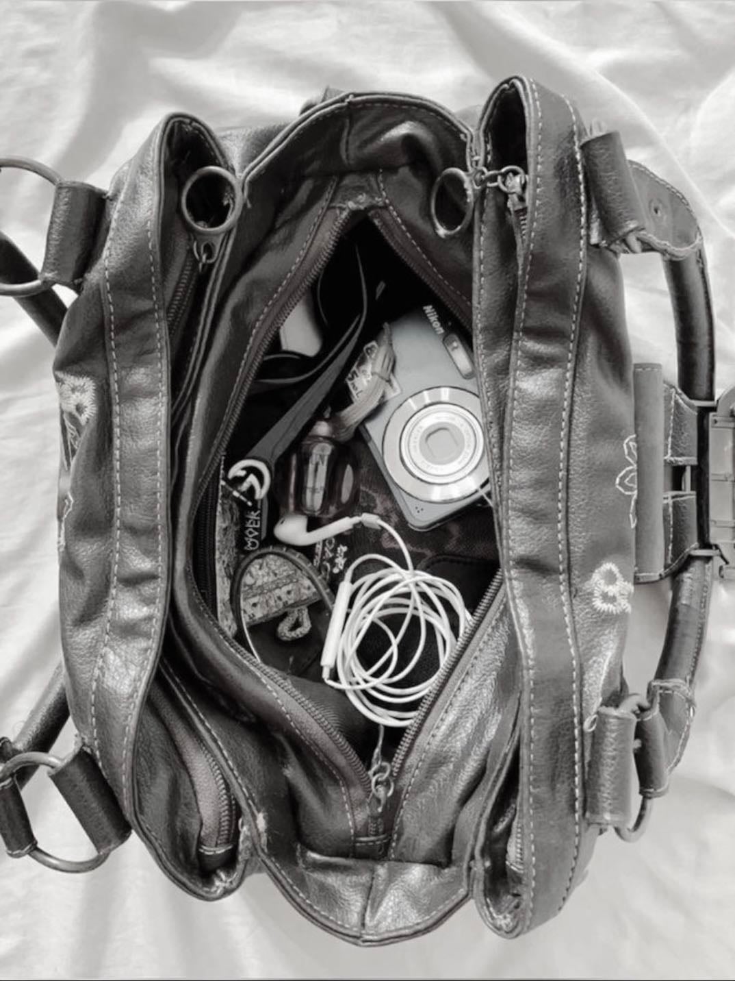 Messy signature bag π