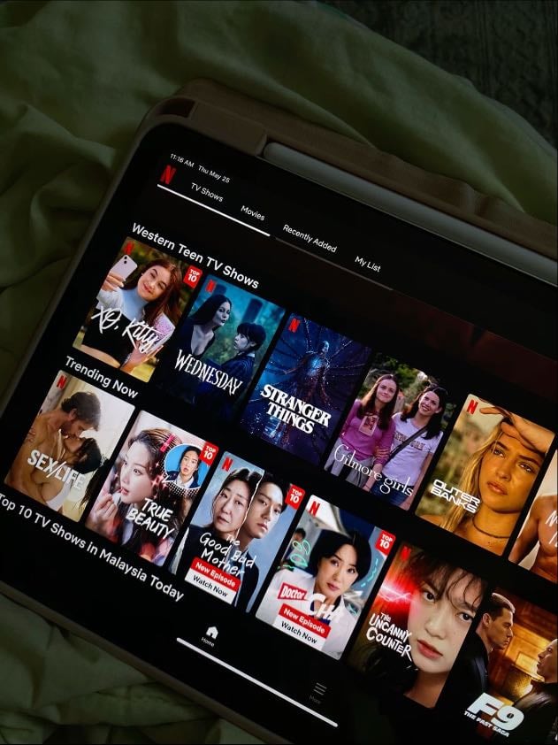 31. Hacer un maratón de películas.