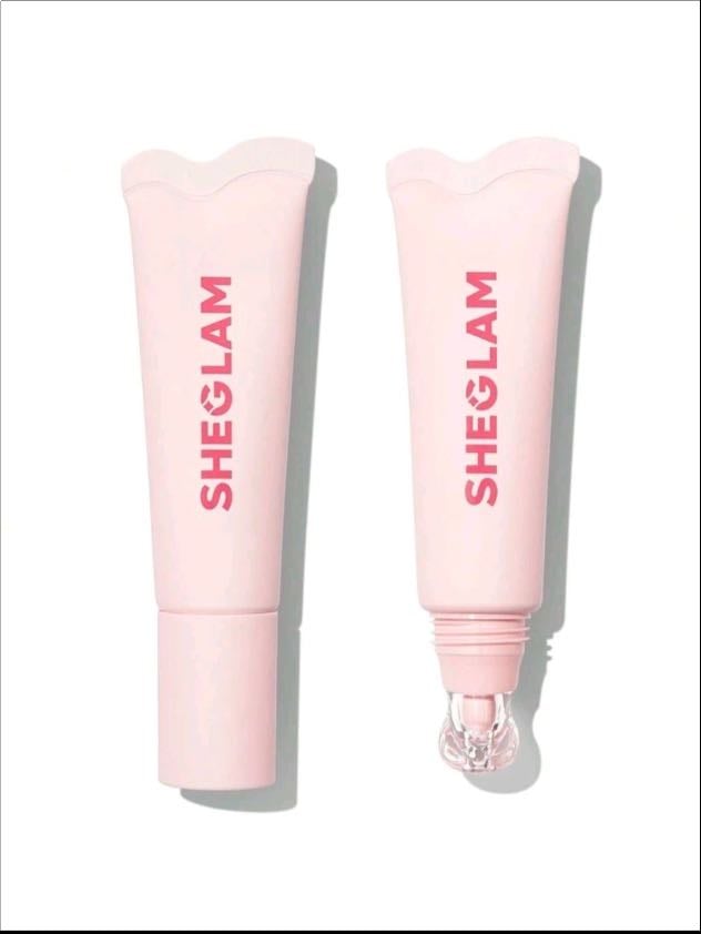 Labios - • Función: Termina el look con color o brillo.
• Cómo maquillarlos: Aplica labial directo o con brocha. Puedes usar lápiz antes si quieres más forma, o si quieres solo te puedes aplicar lip gloss.