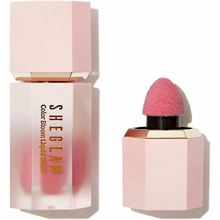 Rubor (blush) - • Función: Da color y vida a las mejillas.
• Cómo usarlo: Aplica en las mejillas, sonriendo un poco para ubicar bien la zona.