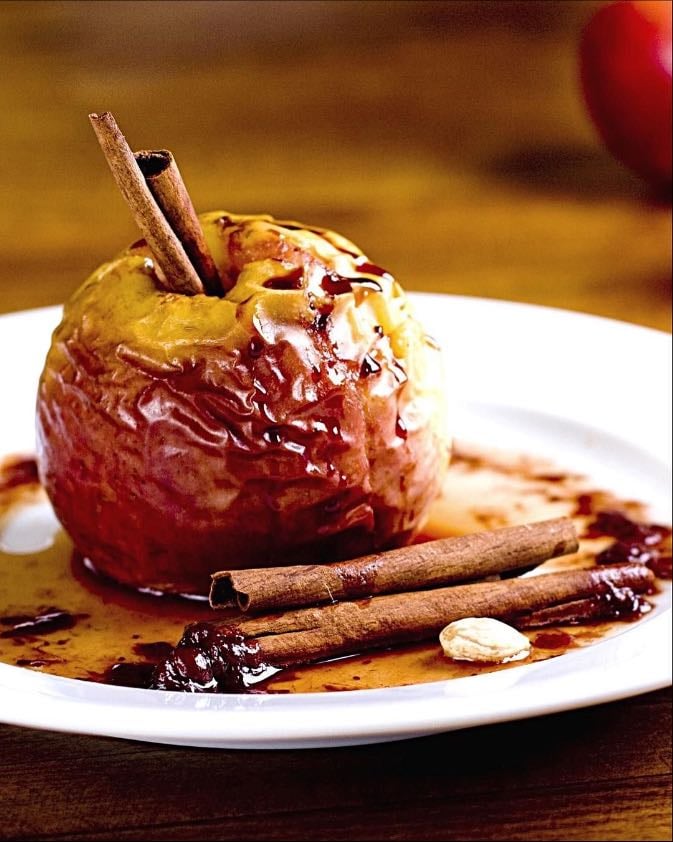 Manzanas al horno con canela