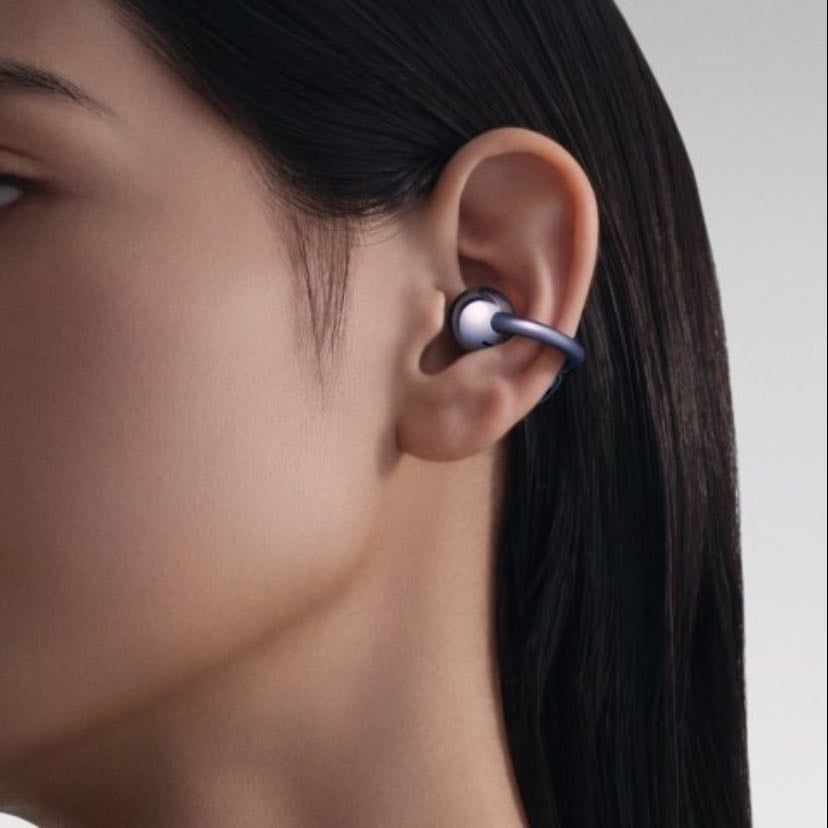 Huawei Ear in - 100+ but they look soooo slay