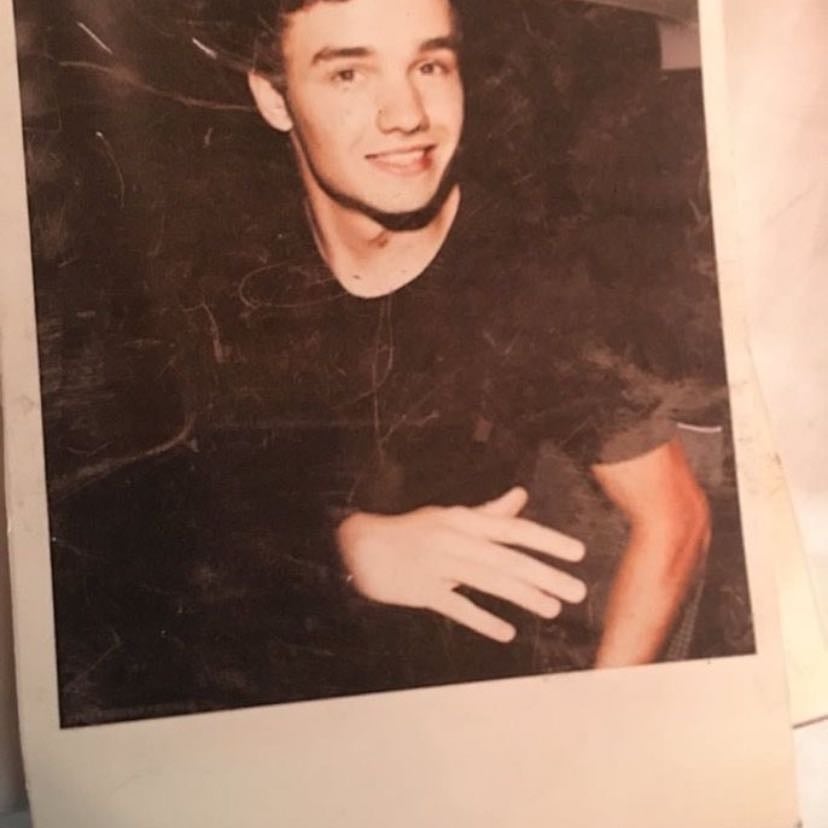 GIVE ME A CHANCE โญ - i love polaroids