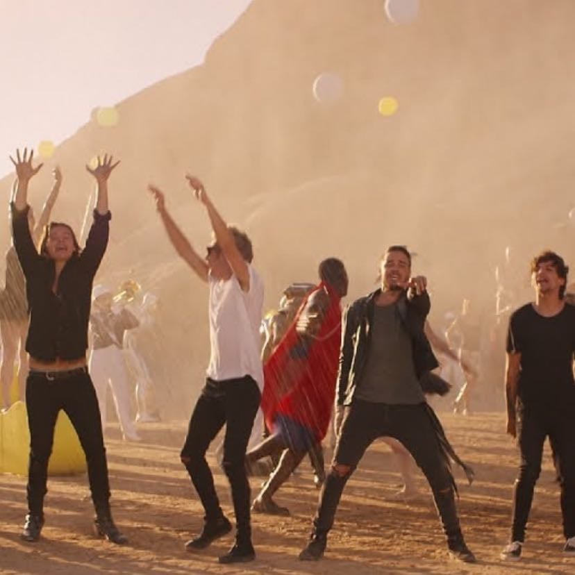 #5 — steal my girl - i actually love this one so much the different settings all on a desert also omg so much WORK PUT JNTO IT? again i wanna know how they listened to steal my girl and thought of this but i’m not complaining. OMG NIALLS PART WITH THE DANCERS HIS COSTUME IS SO GOOD HES SO HOTT OH MY OMGG also louis is literally me with that chimp like he just chilling with a monkey 😭😭the rain scenes are so cool too omg i am never unimpressed with these music videosss