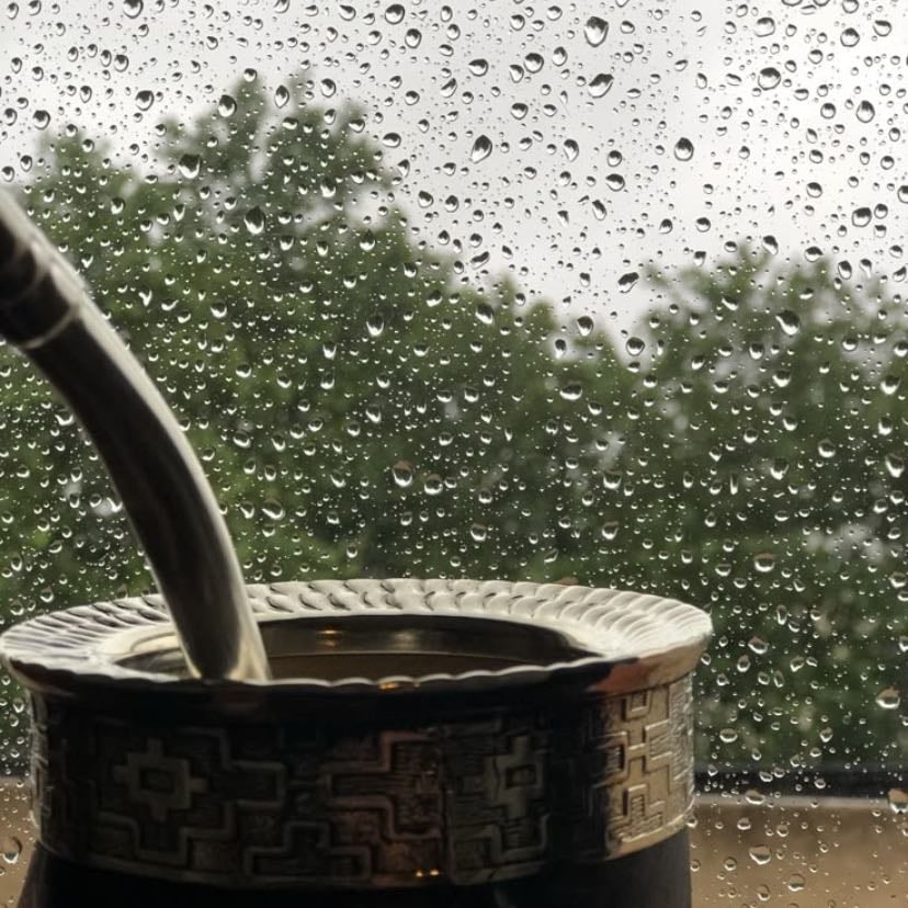 Mates y lluvia