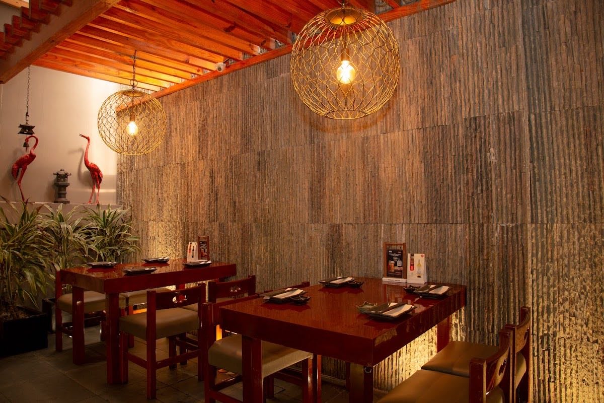 Makoto Sushi Bar