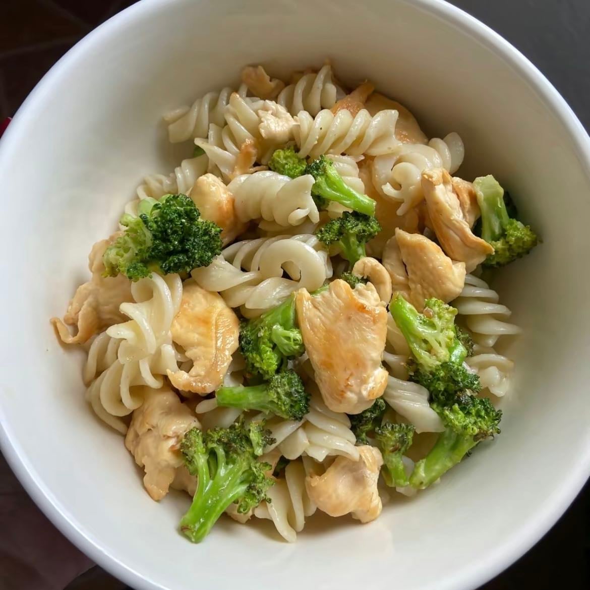 Pasta con pollo