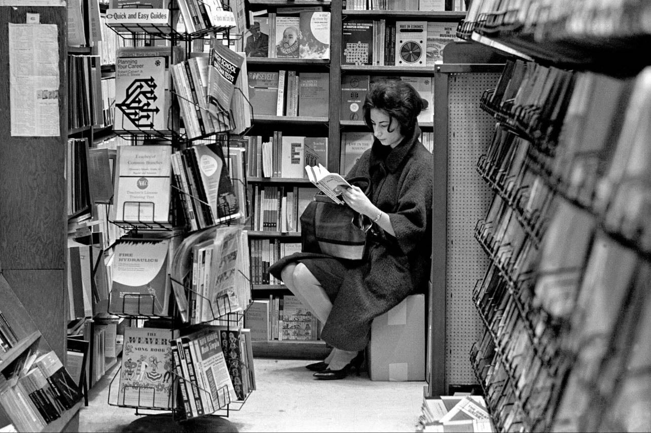 Reading - Books • Poetry • Classic Literature